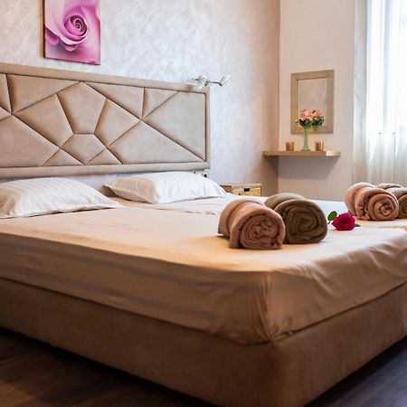 Enika Hotel Трявна Екстериор снимка